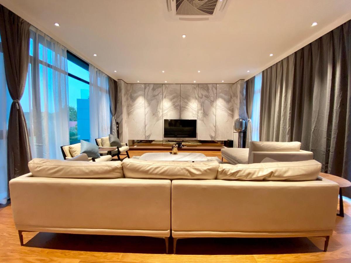 Molly Luxury Private Pool Bungalow茉莉的家豪华私人泳池别墅 Pantai Cenang  Eksteriør billede